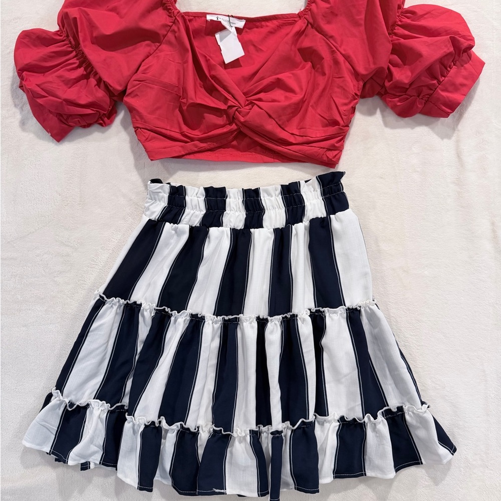 NWT Nylon Apparel Red Puff Sleeve Crop Top – Size Large